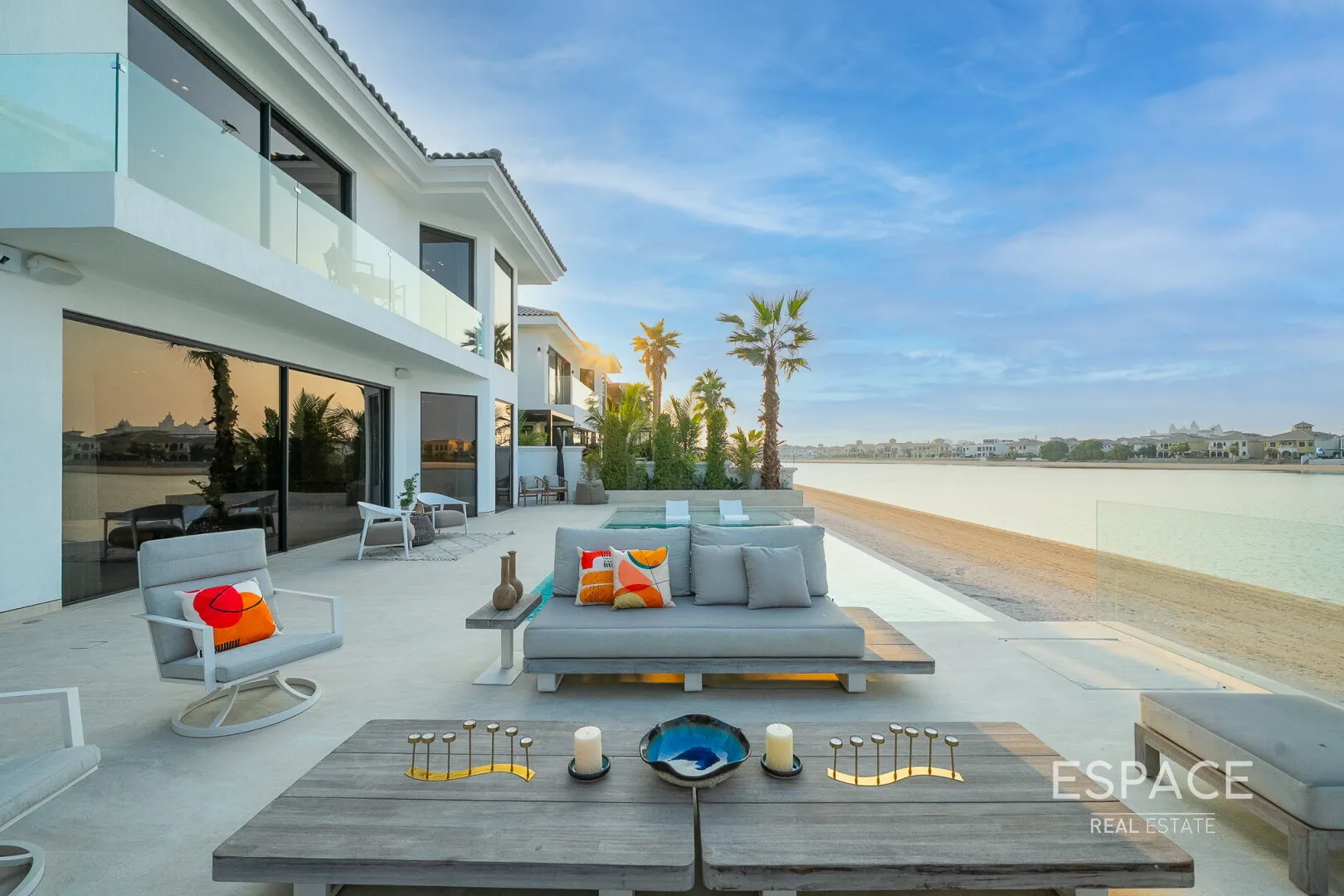 PropertiesGalleryCamera