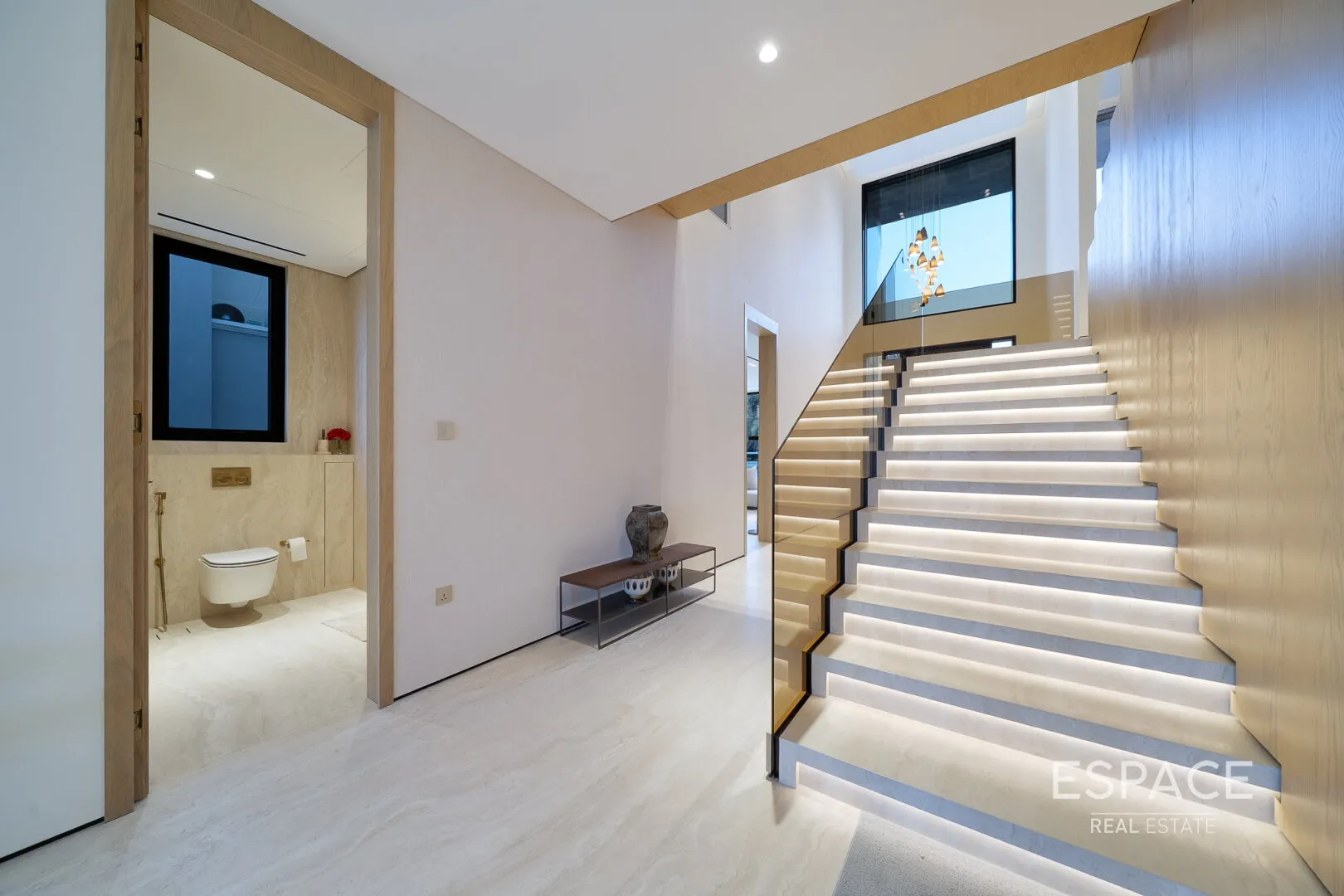 single static gallery