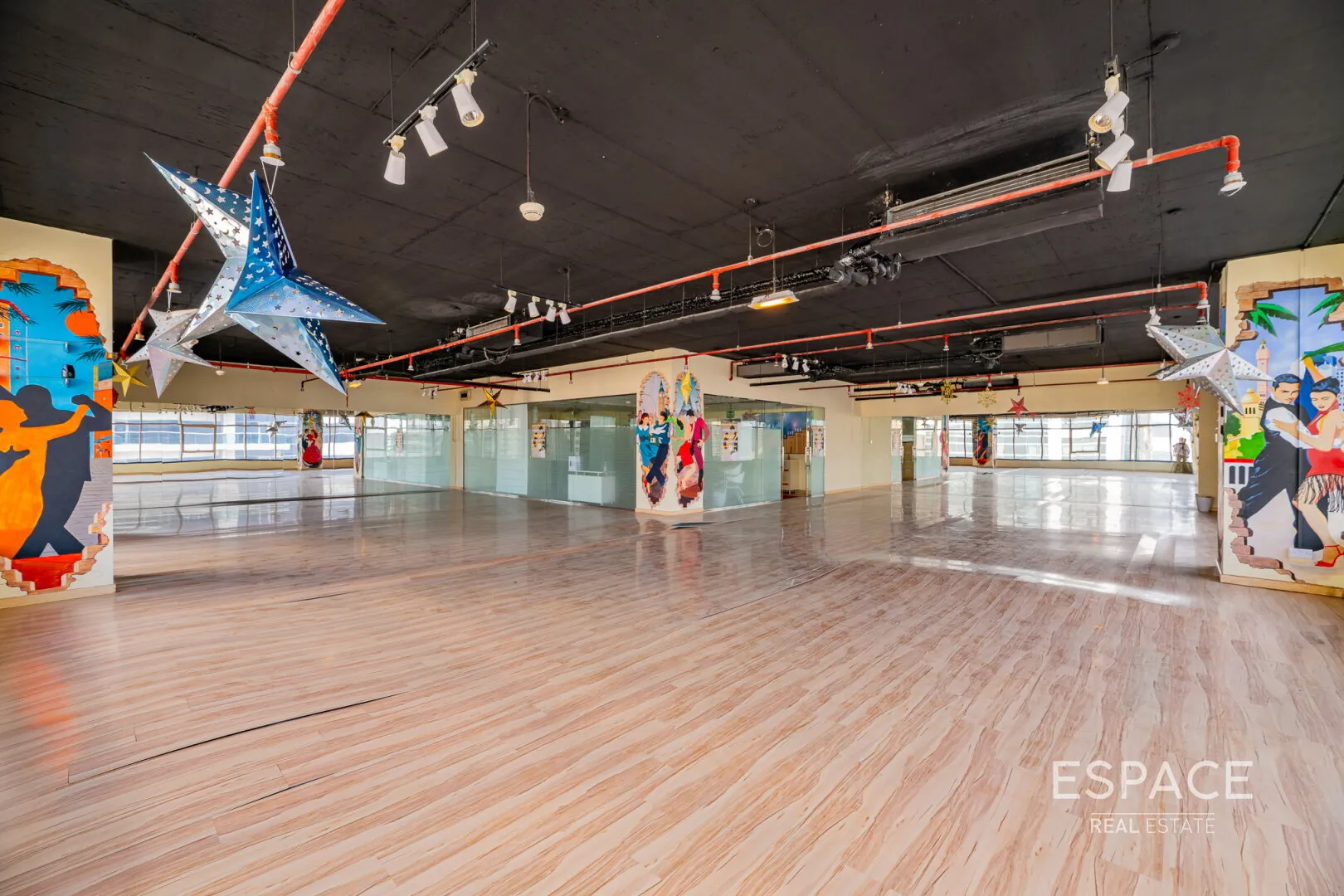 PropertiesGalleryCamera