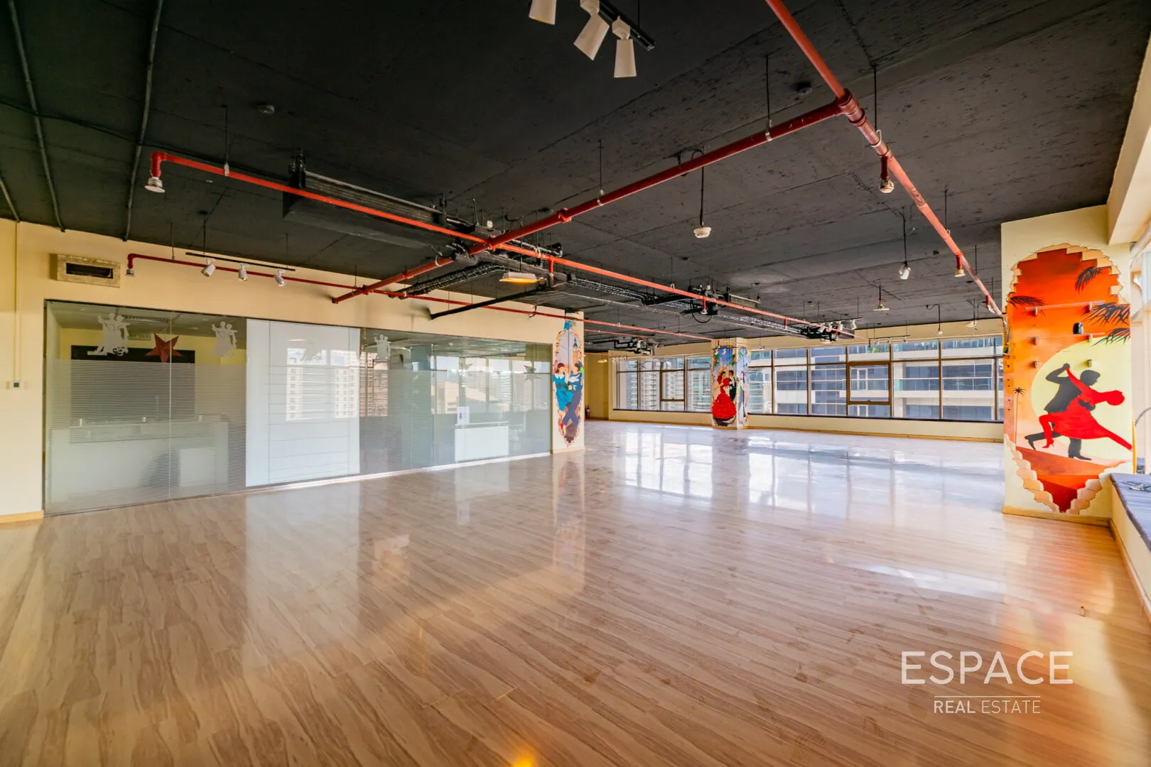 PropertiesGalleryCamera