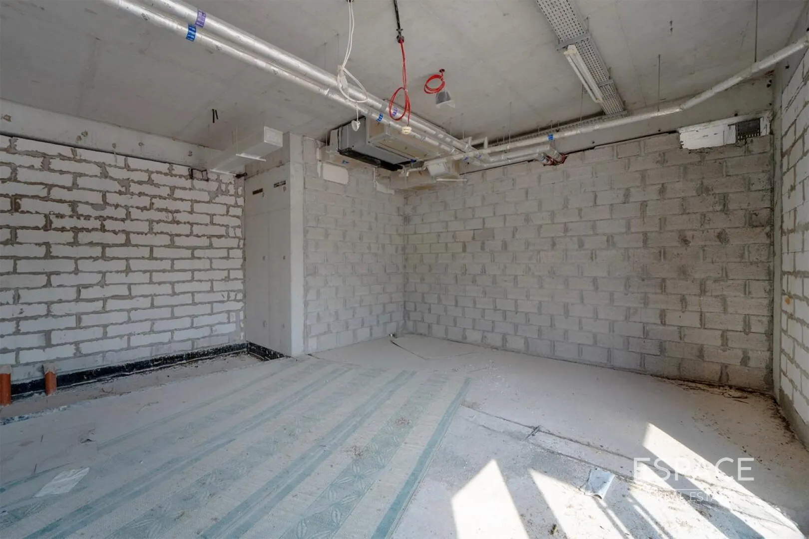 single static gallery