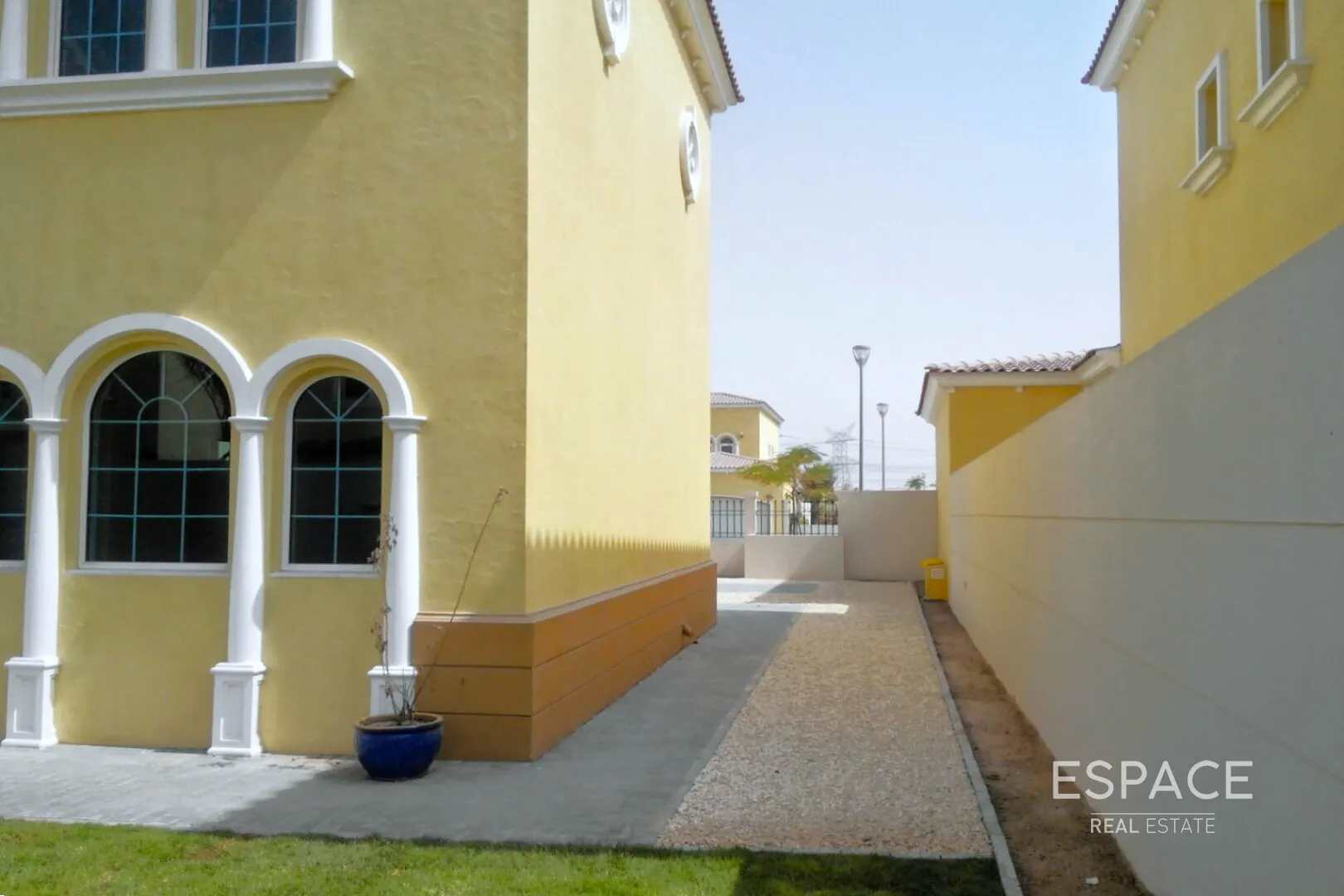 PropertiesGalleryCamera