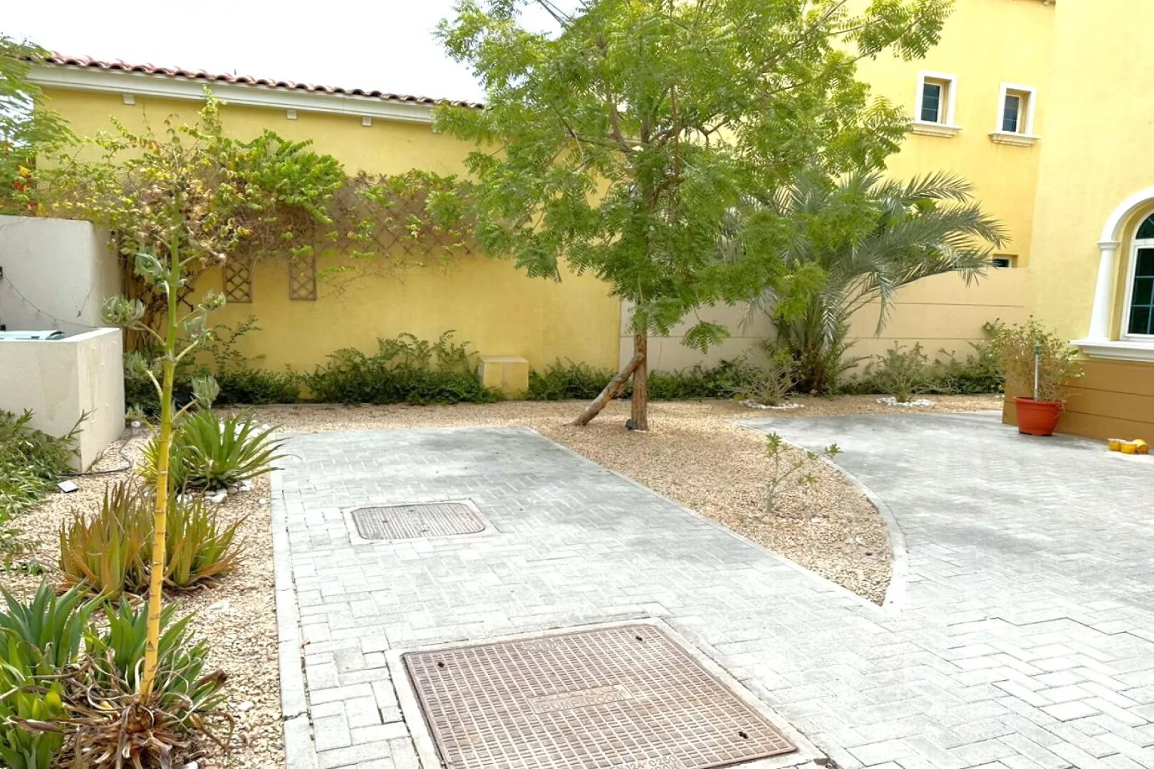 PropertiesGalleryCamera