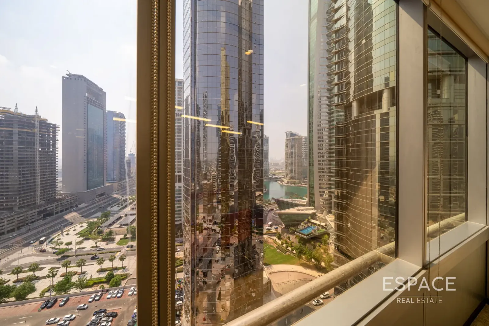 PropertiesGalleryCamera