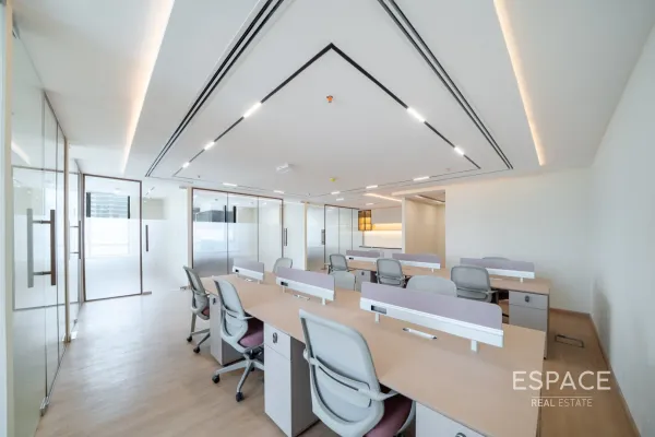 Prime Business Centre, Jumeirah Village Circle, Dubai - Espace