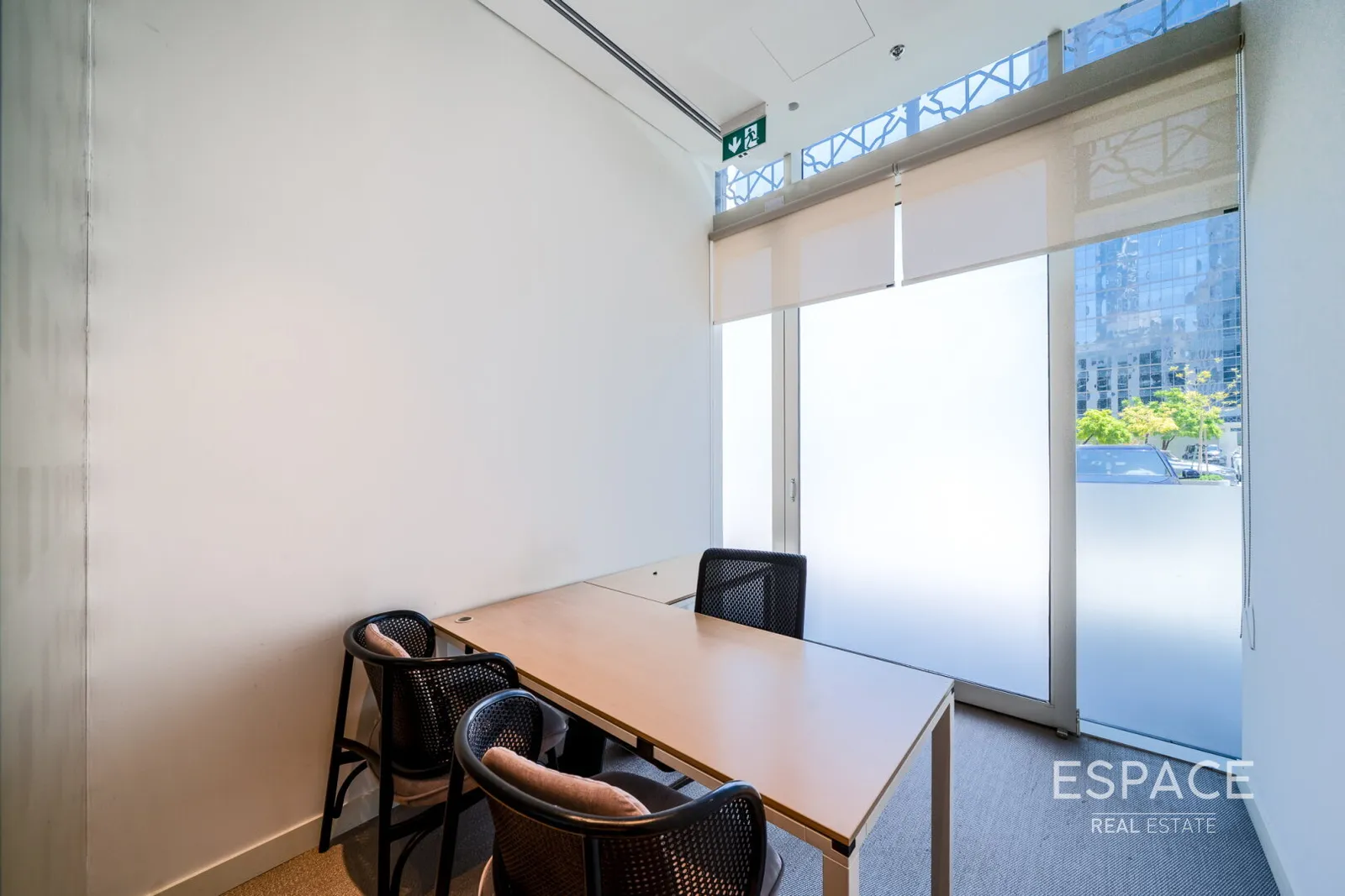 PropertiesGalleryCamera
