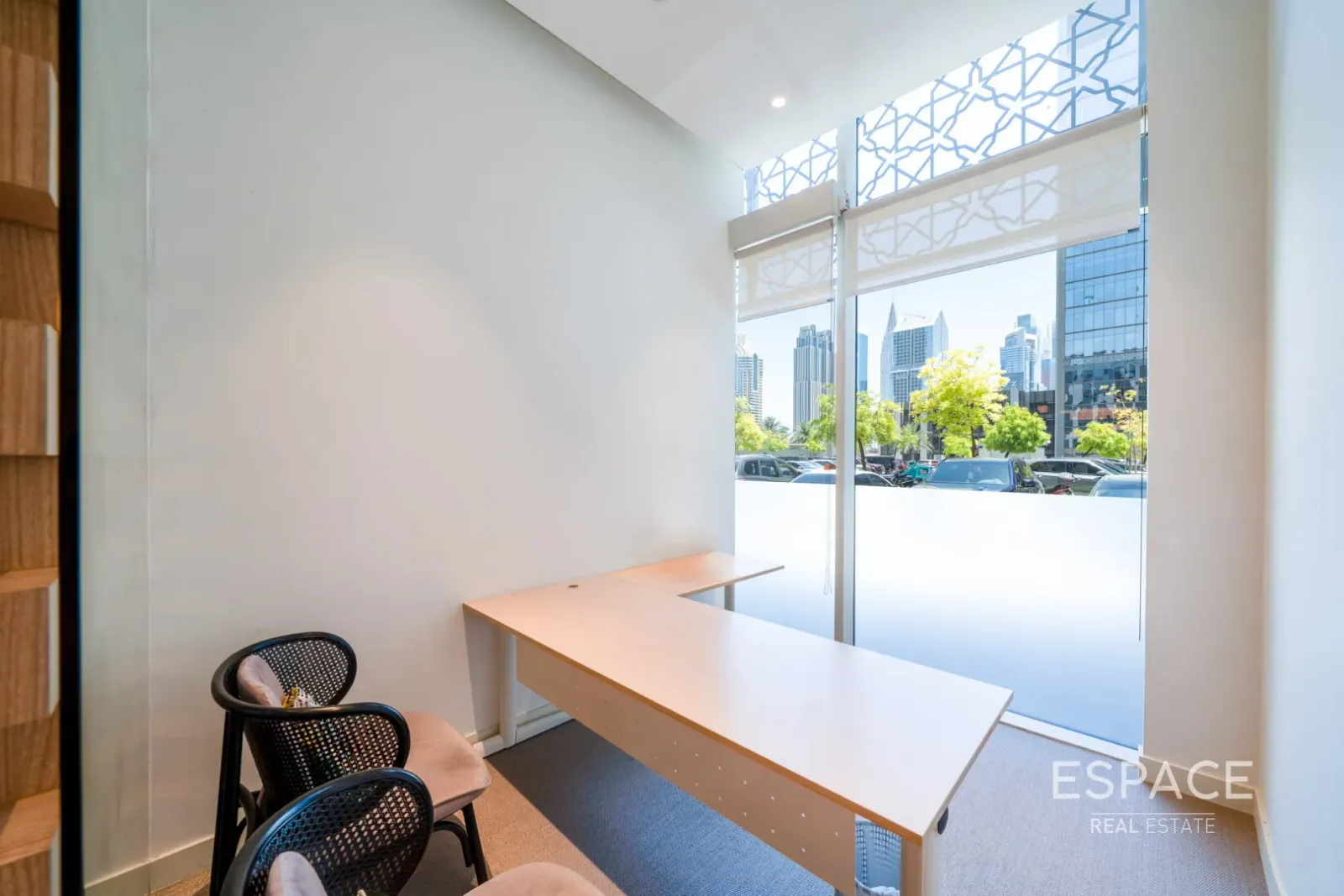 PropertiesGalleryCamera
