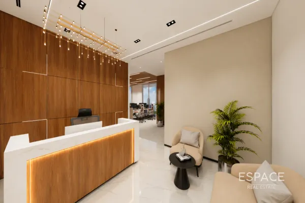 Marina Plaza, Dubai Marina, Dubai - Espace