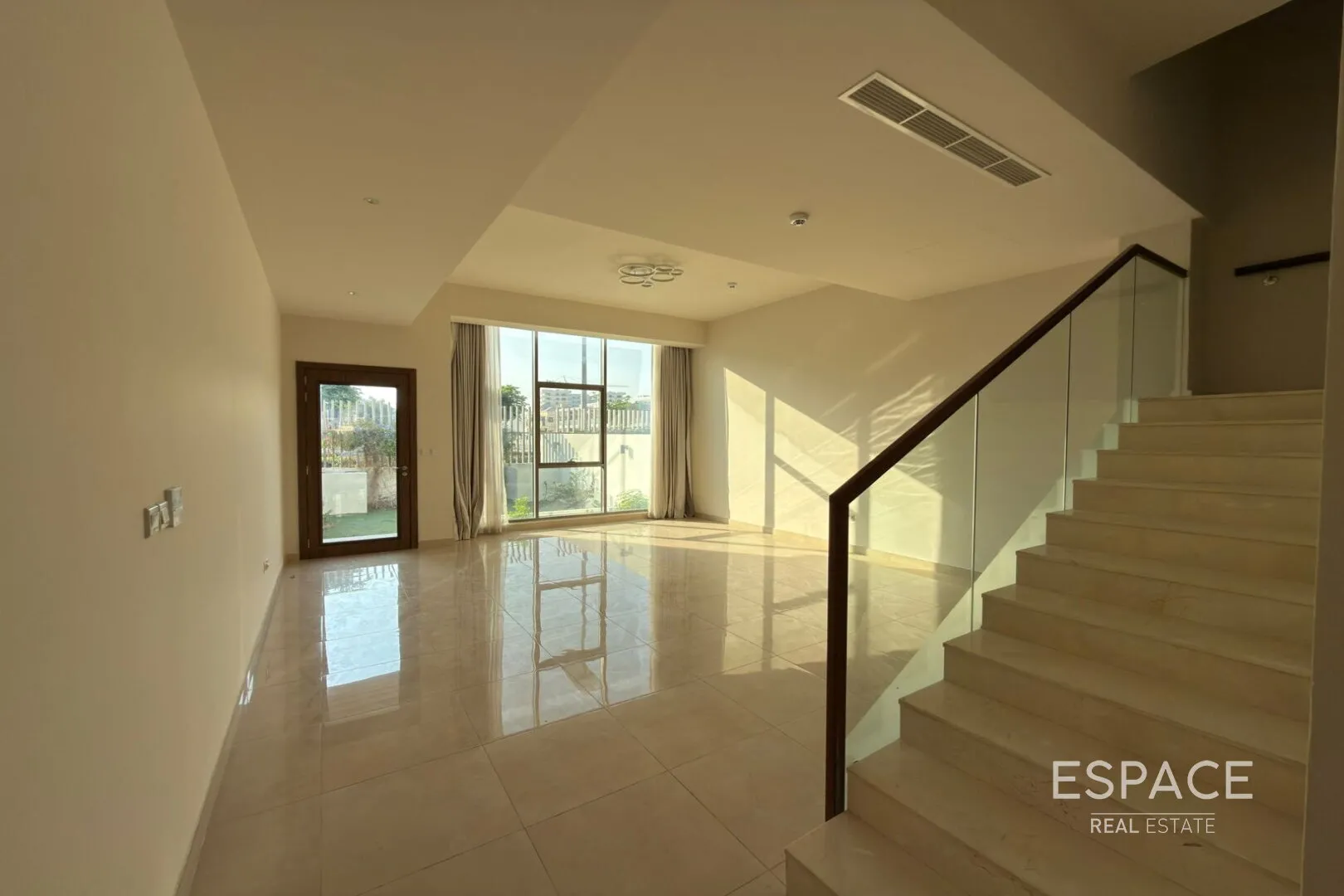 single static gallery