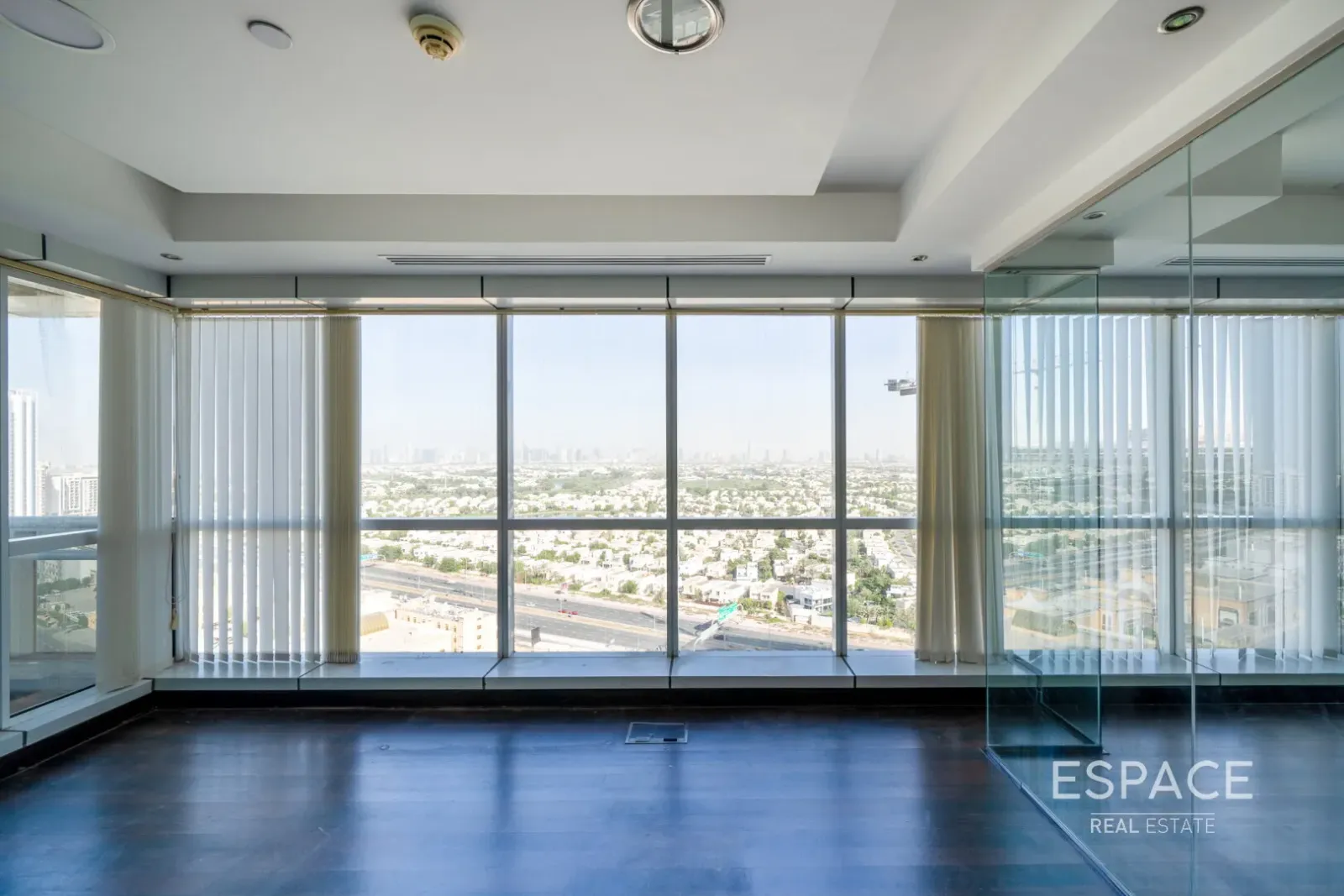 PropertiesGalleryCamera