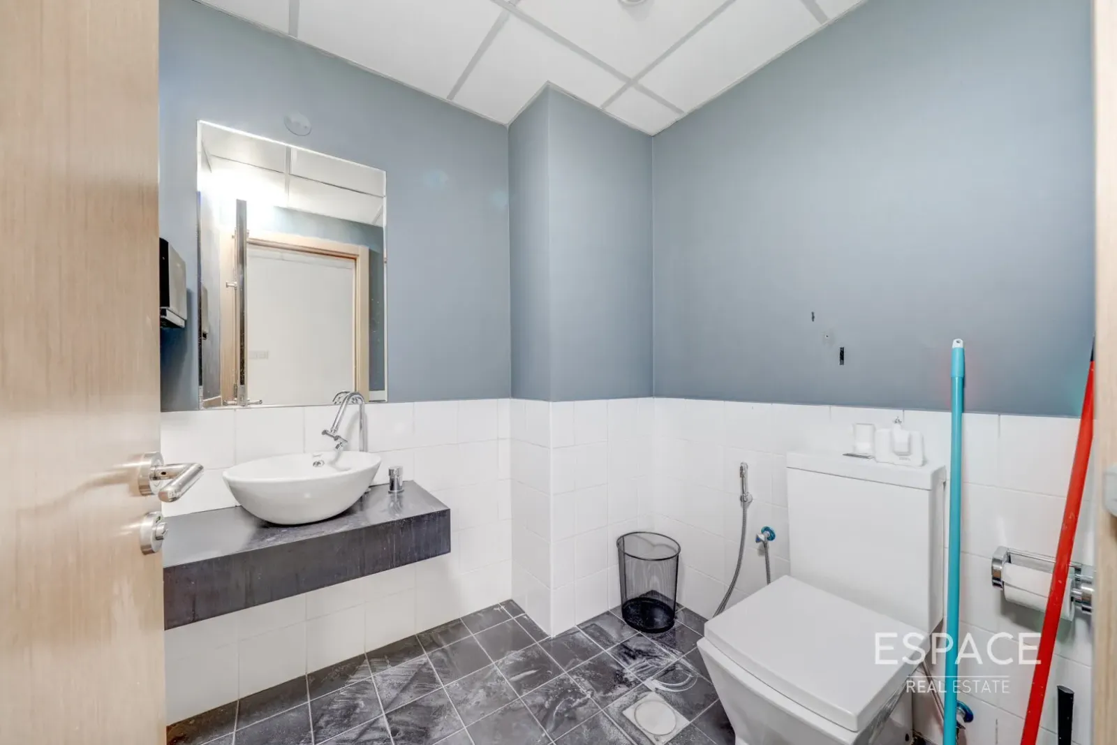 PropertiesGalleryCamera