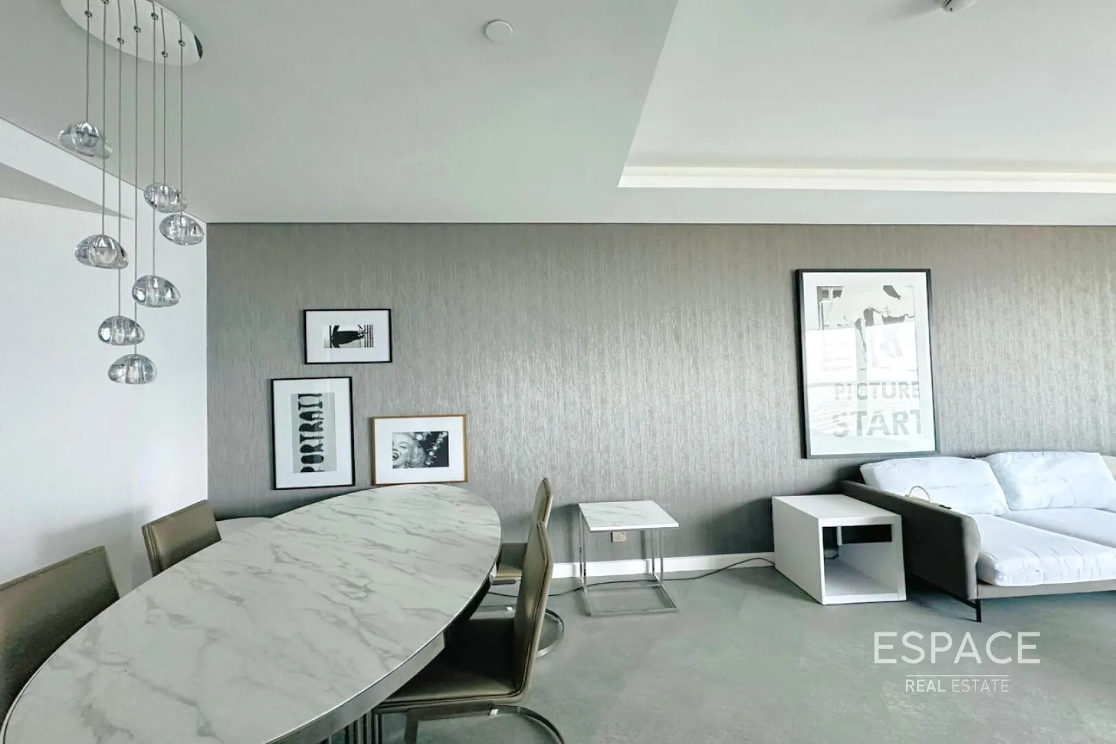 single static gallery