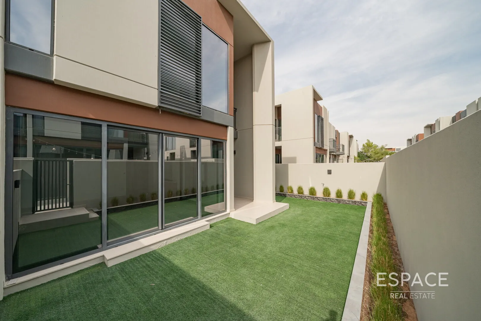 single static gallery