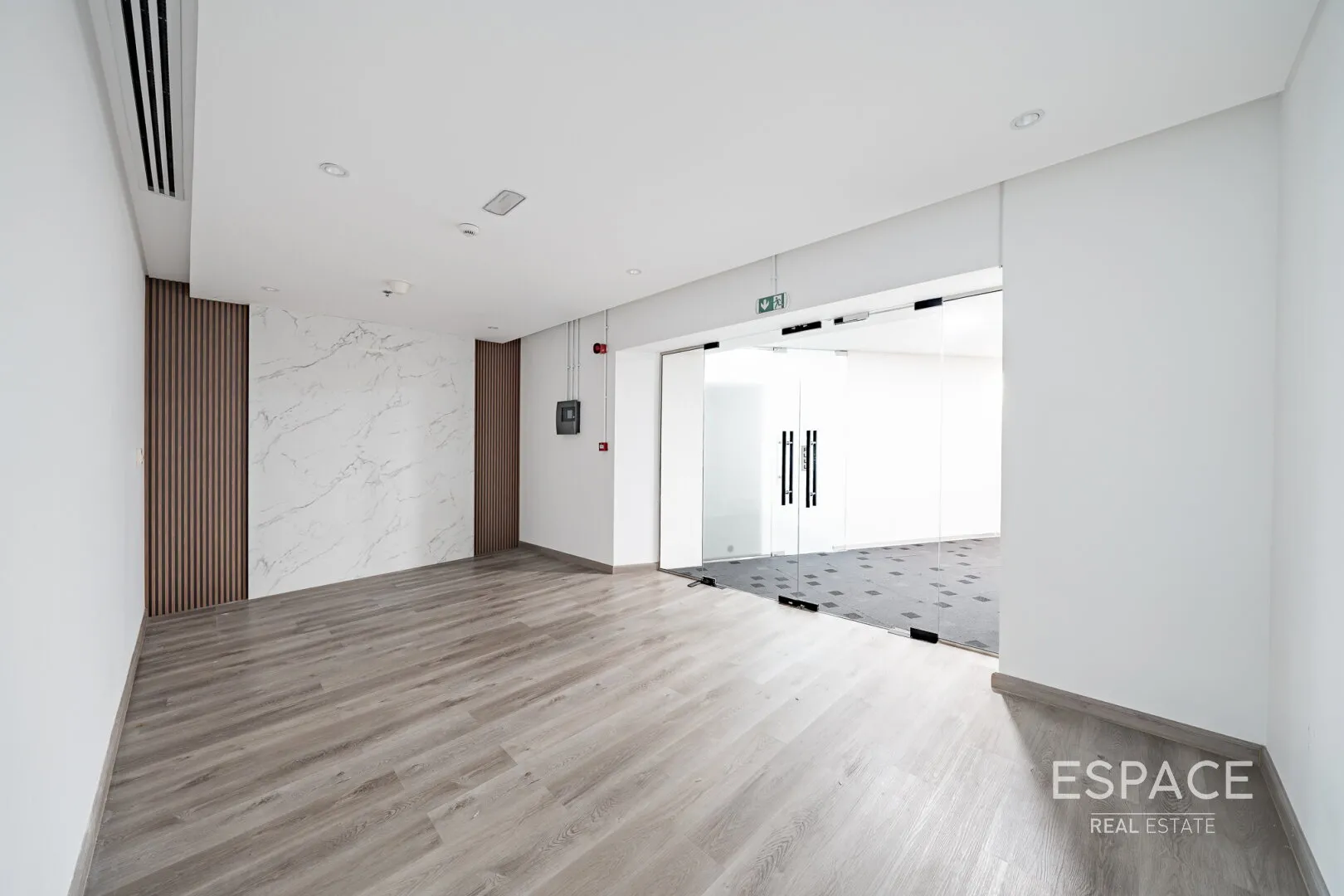 single static gallery