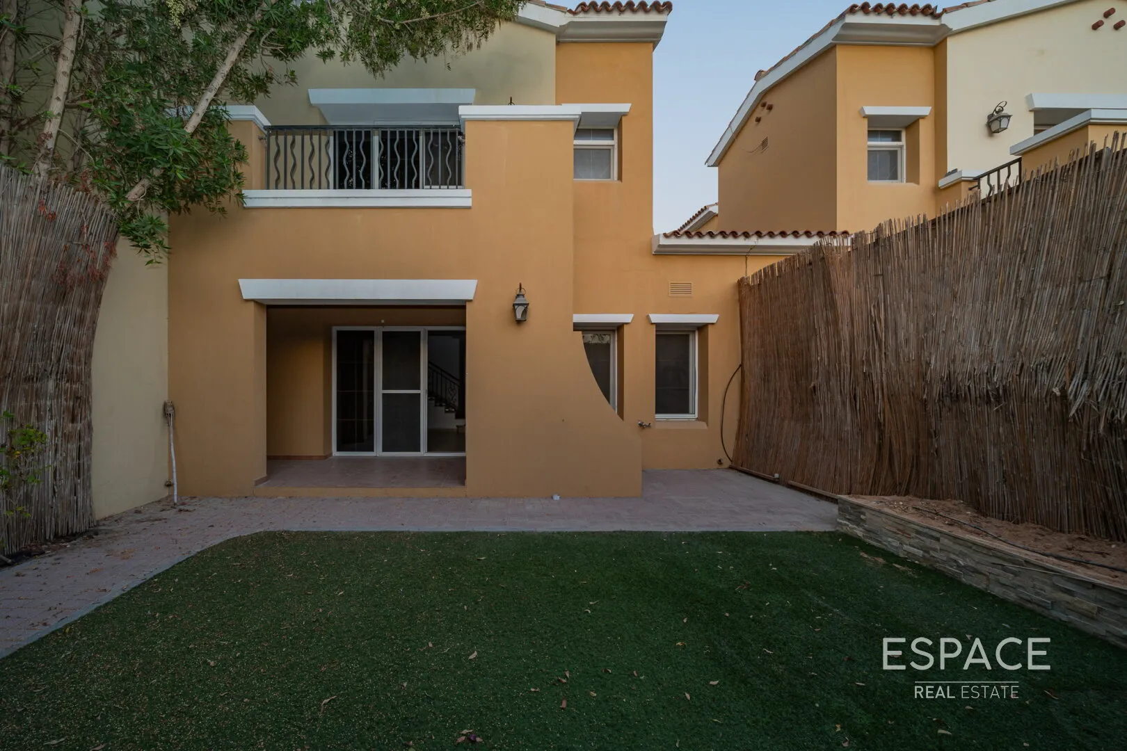 PropertiesGalleryCamera