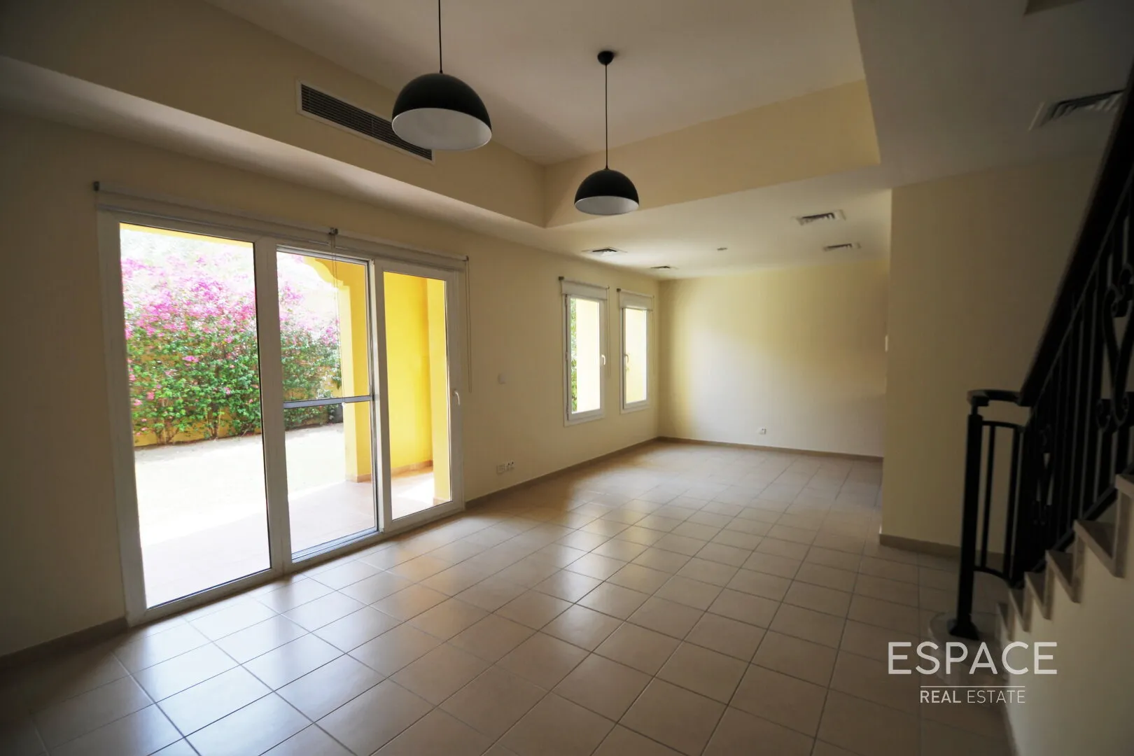 single static gallery