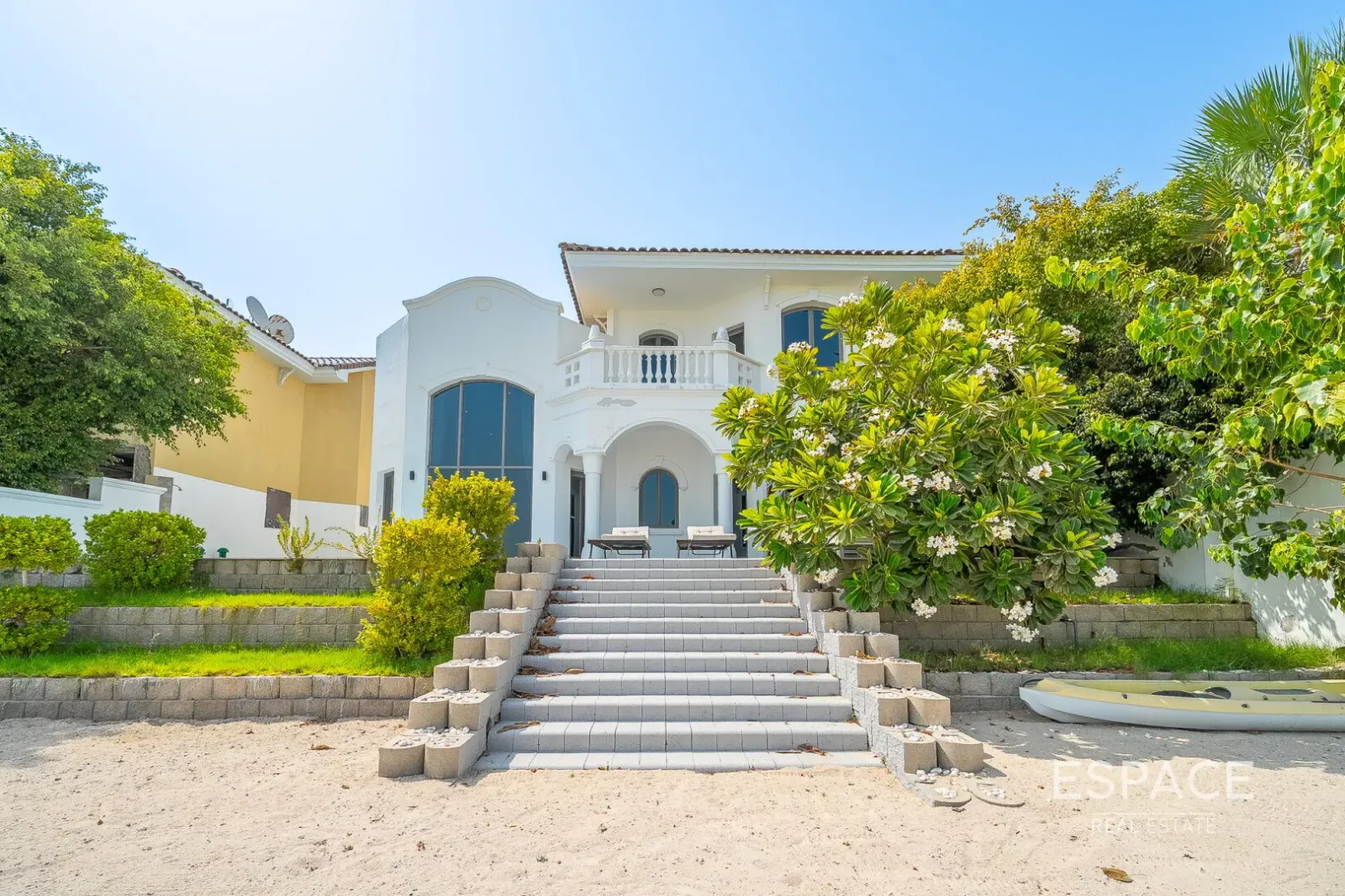 PropertiesGalleryCamera