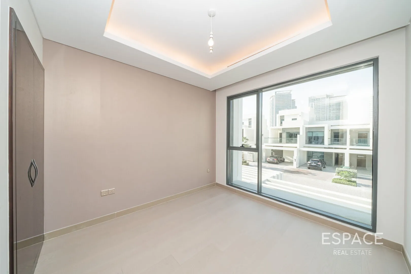 single static gallery