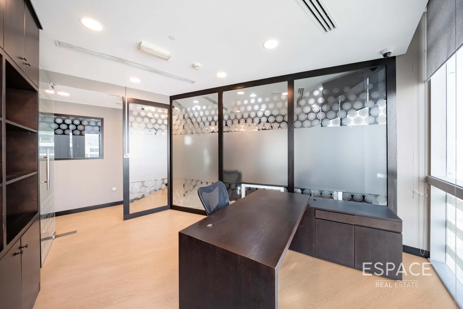 single static gallery