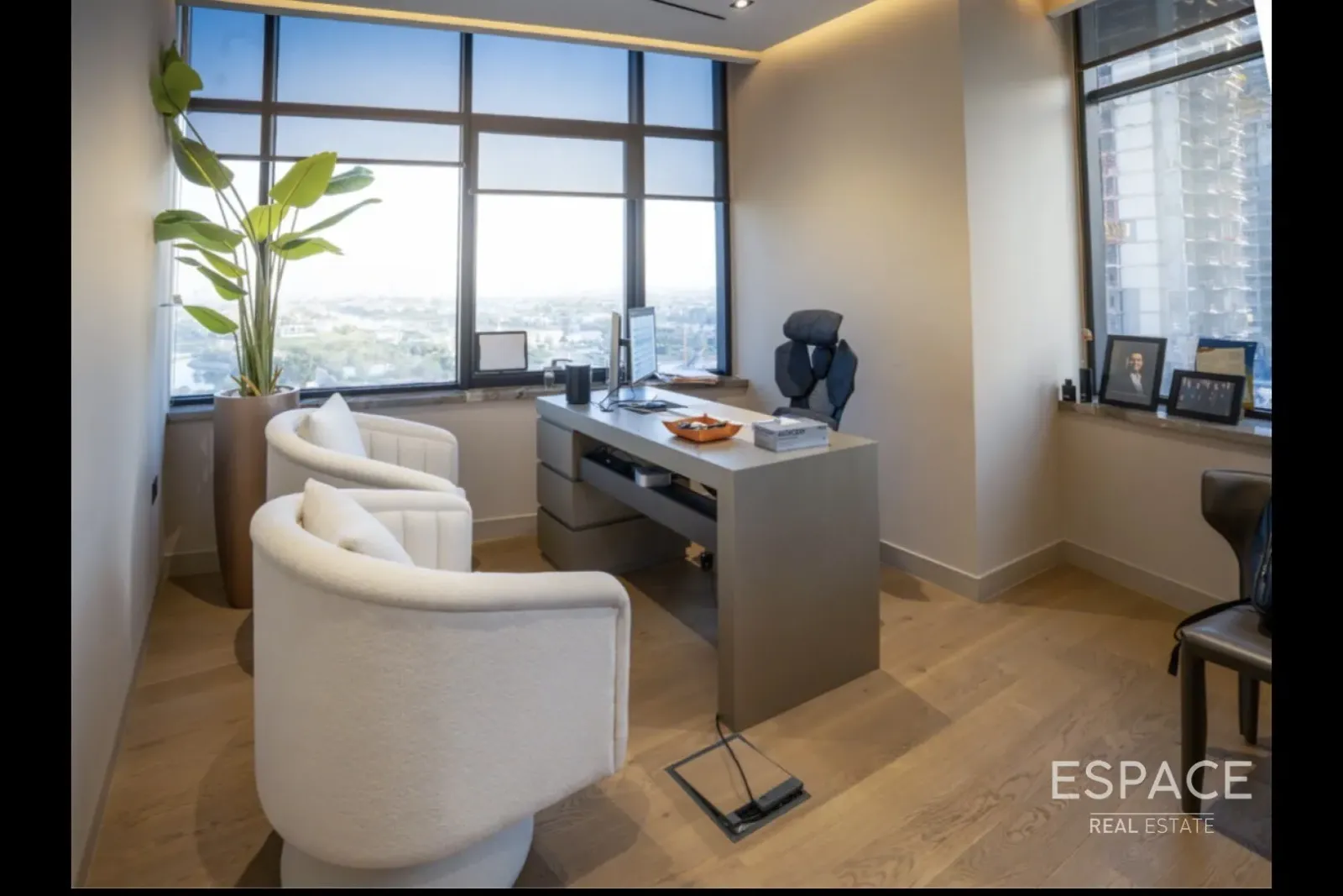 PropertiesGalleryCamera