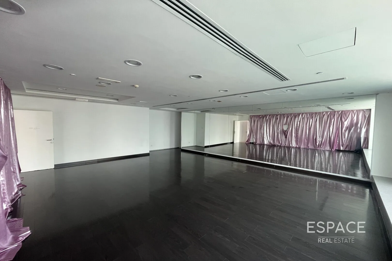 PropertiesGalleryCamera