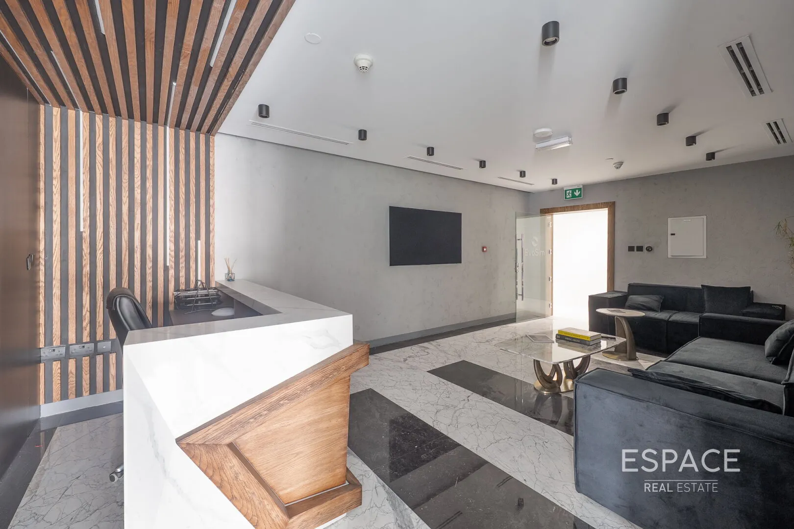 single static gallery