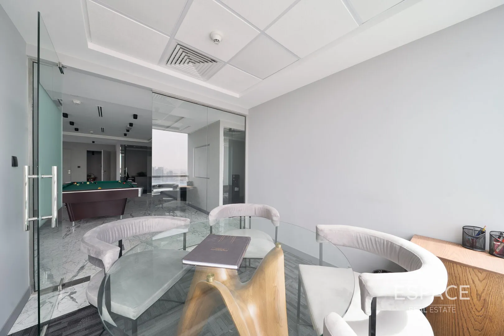 PropertiesGalleryCamera