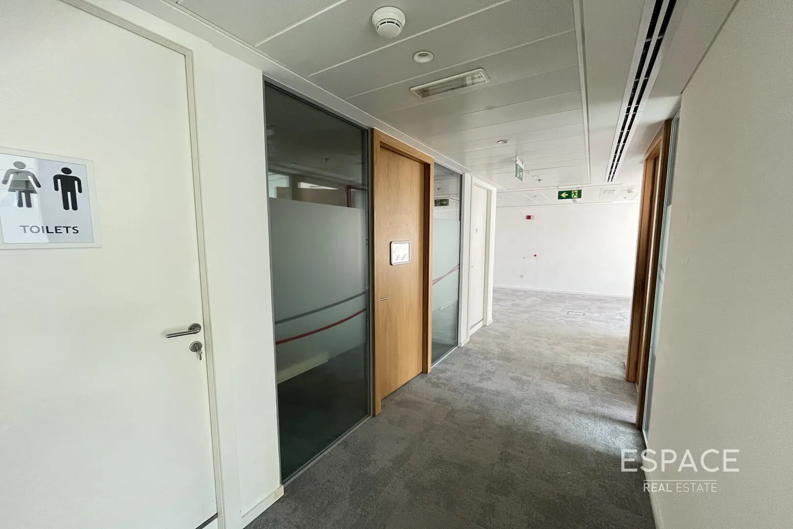 single static gallery