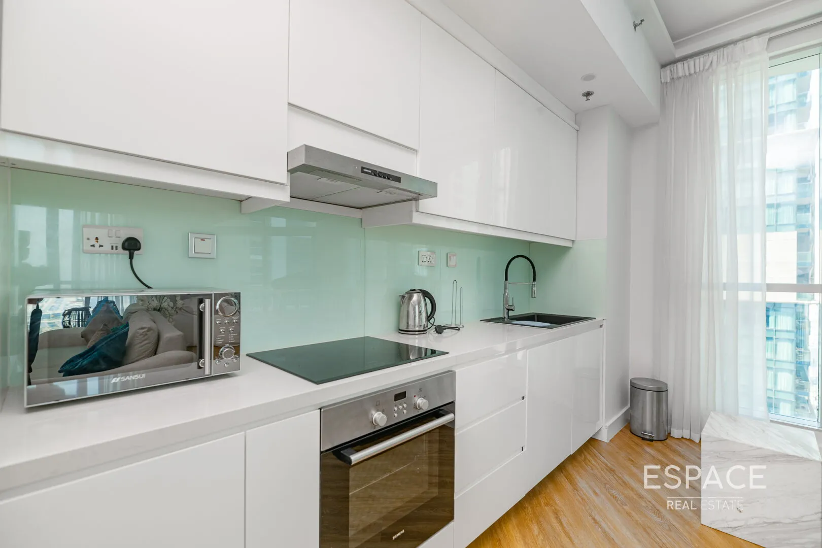 PropertiesGalleryCamera