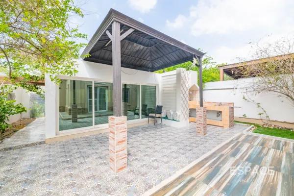 Springs 11, Springs, Dubai - Espace
