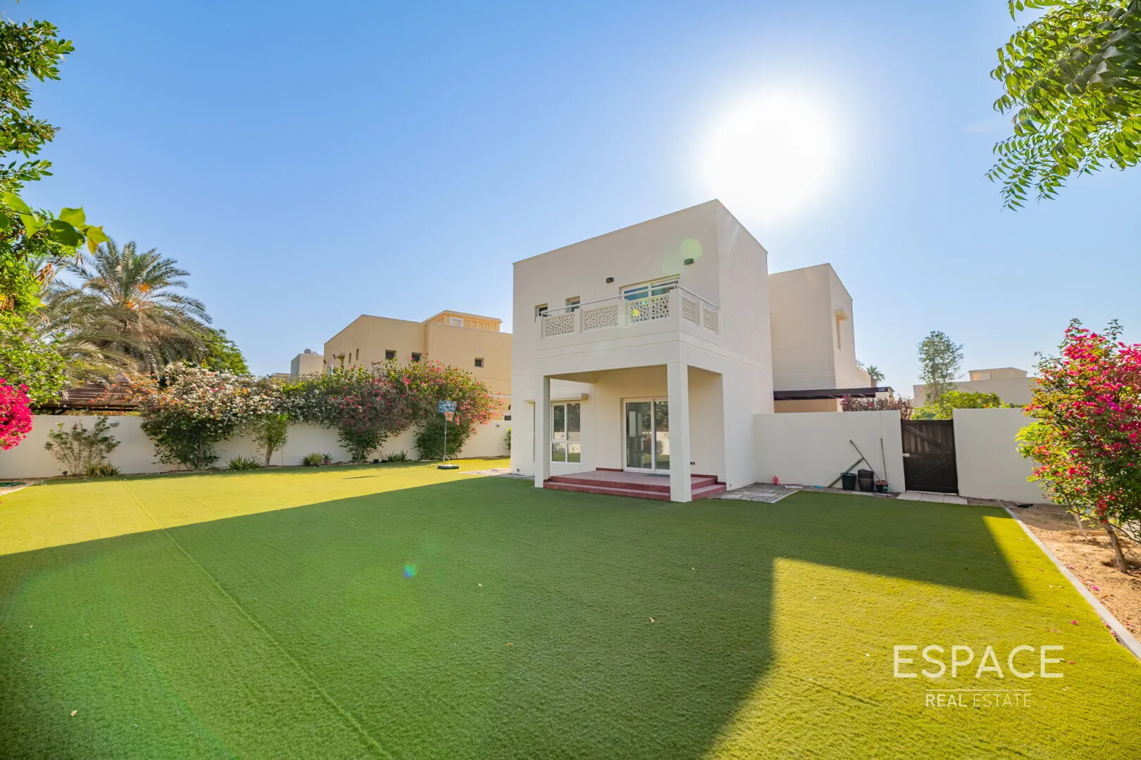 single static gallery