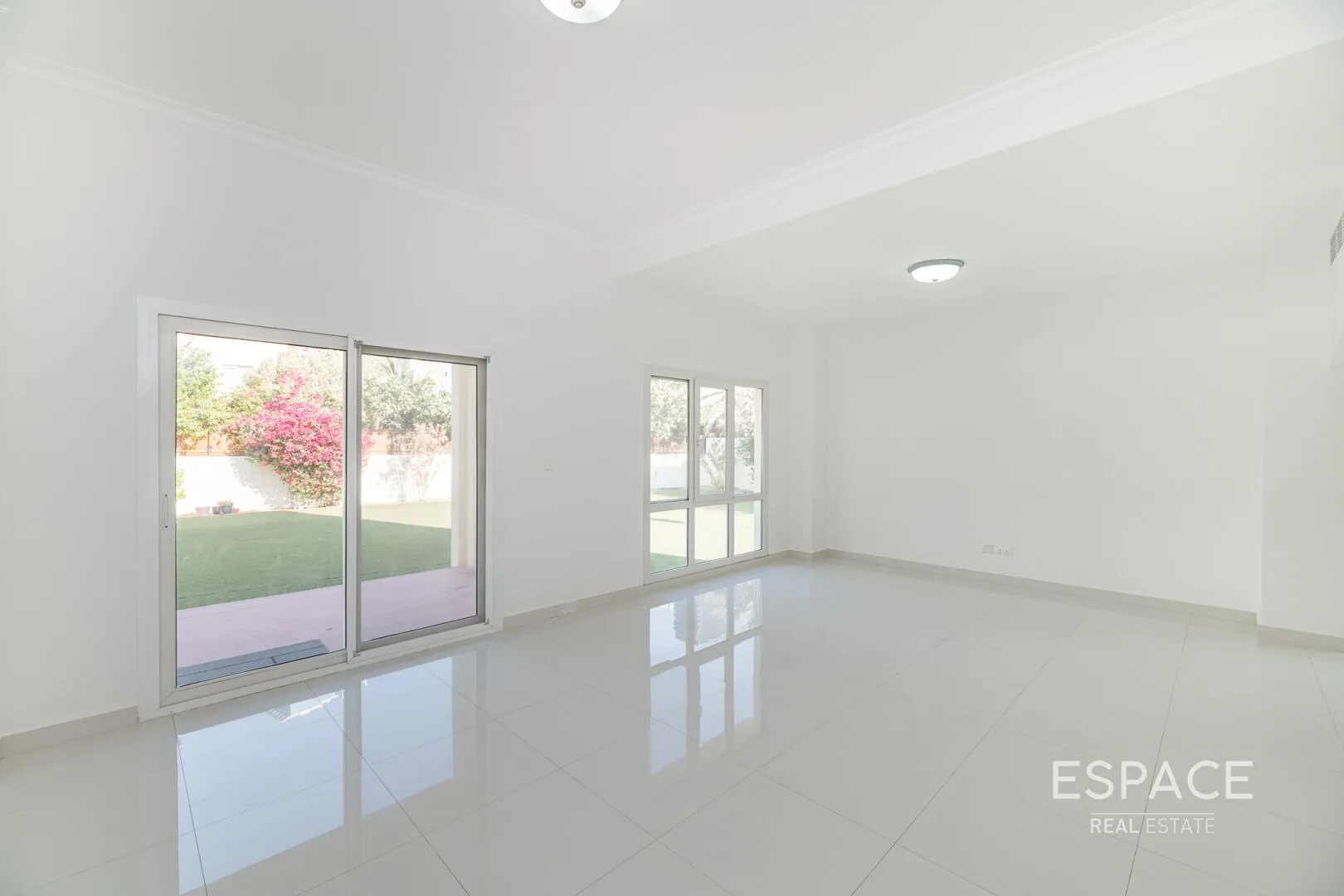 single static gallery