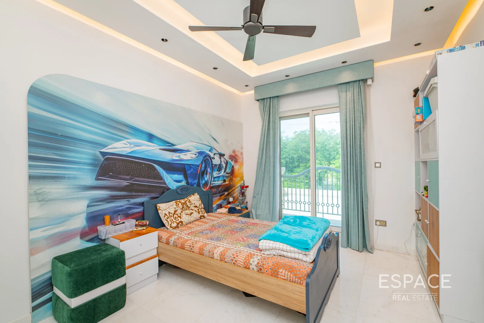 PropertiesGalleryCamera