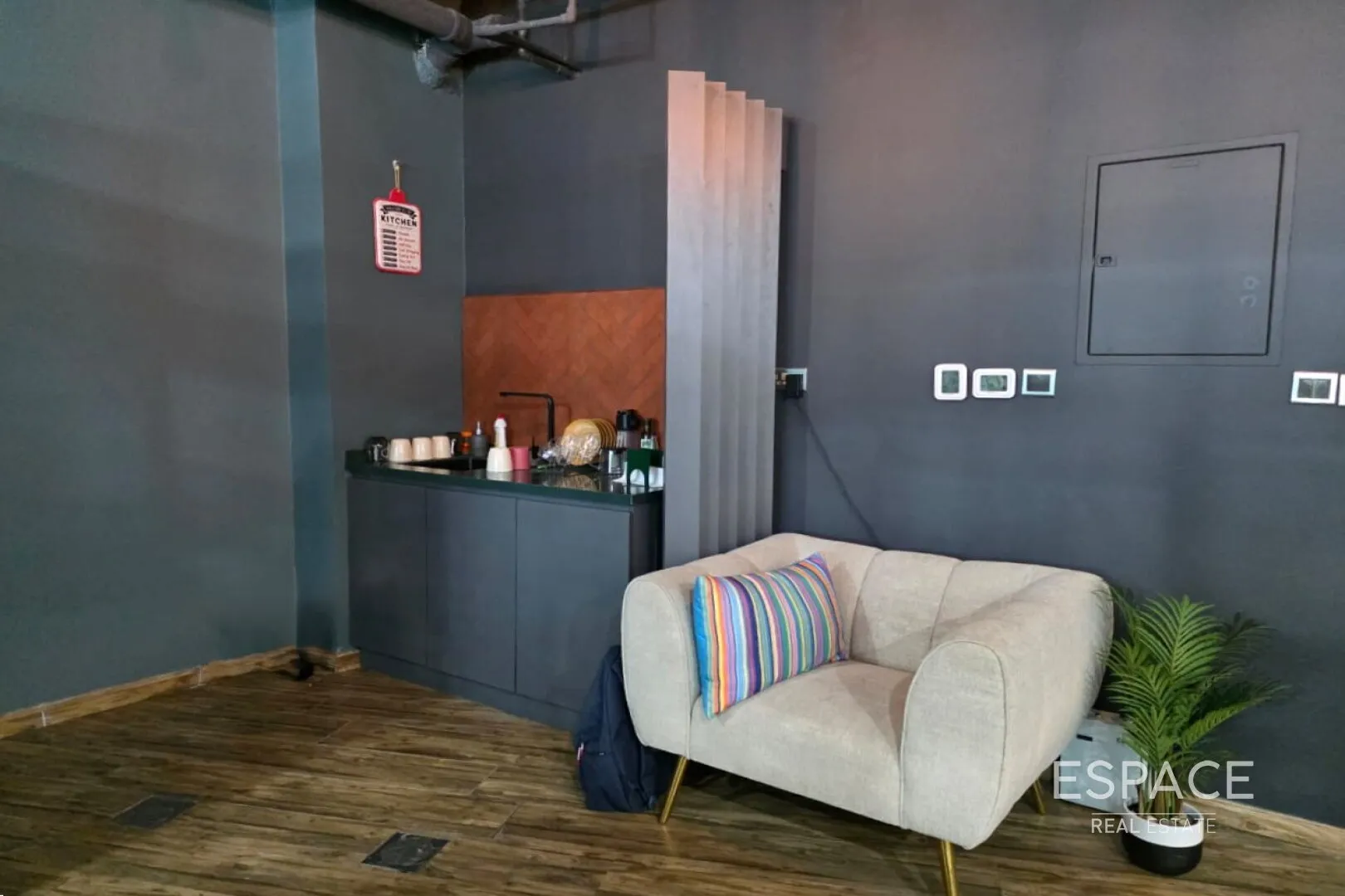 PropertiesGalleryCamera