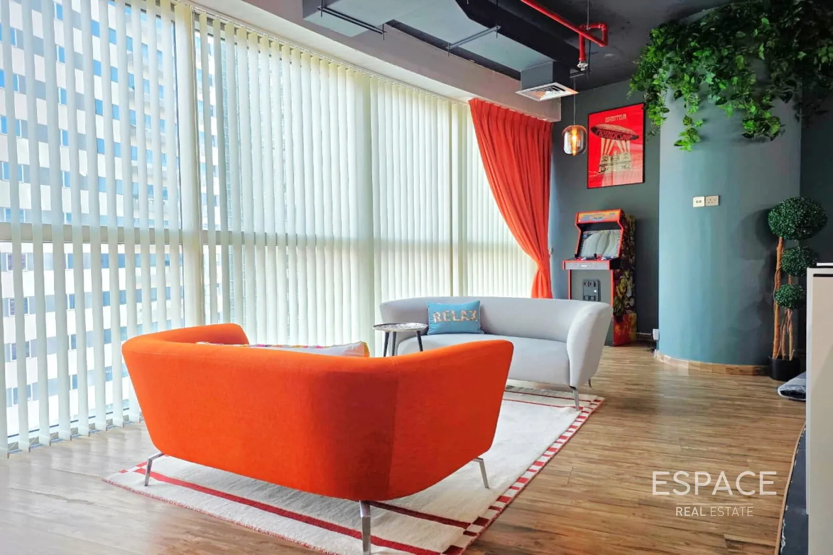 PropertiesGalleryCamera