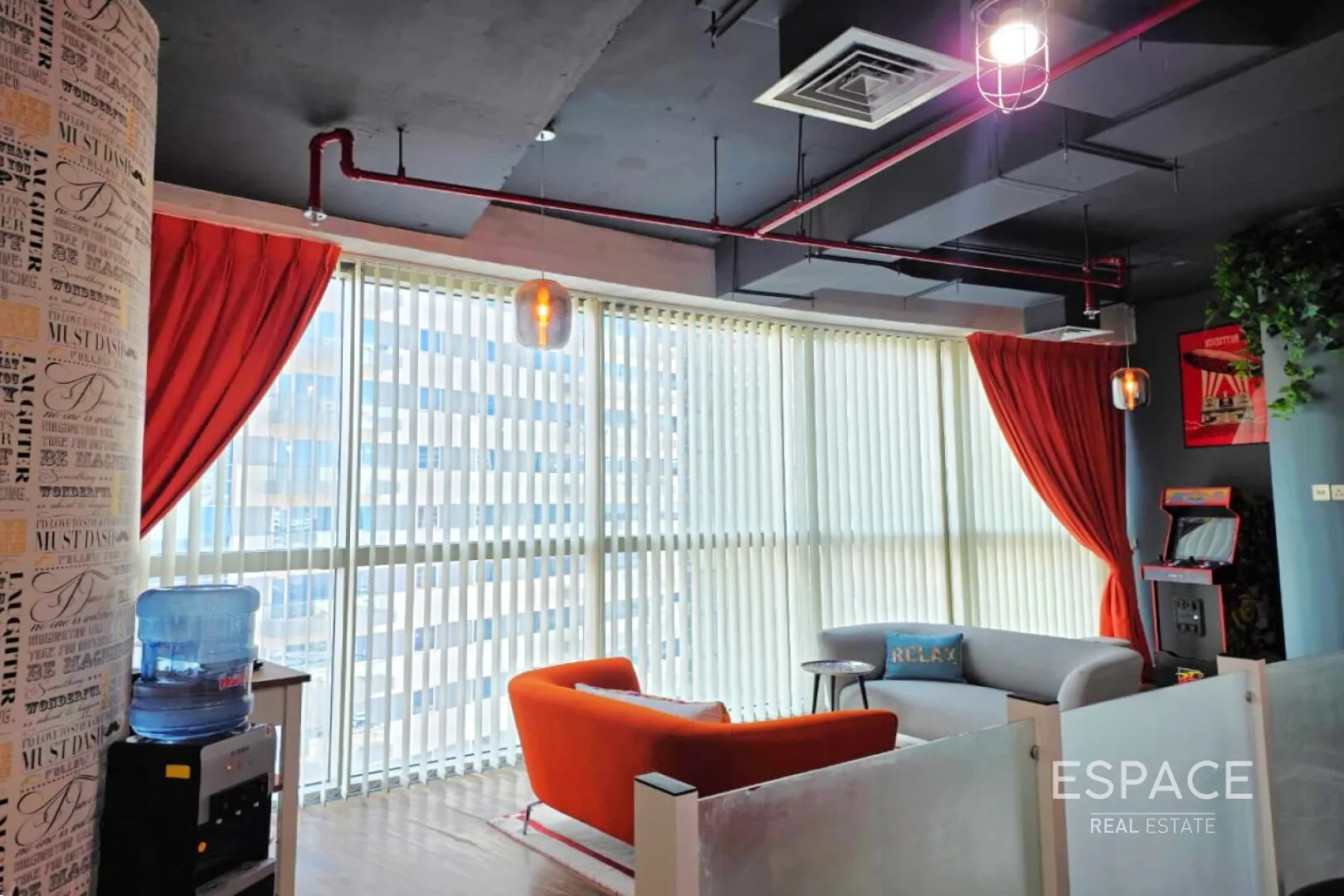 single static gallery