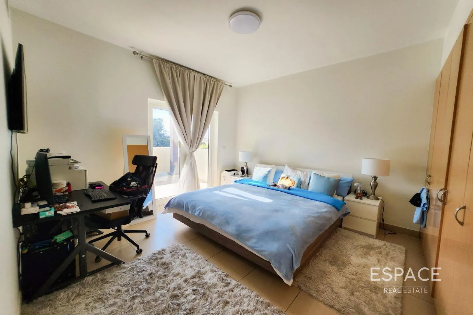 PropertiesGalleryCamera