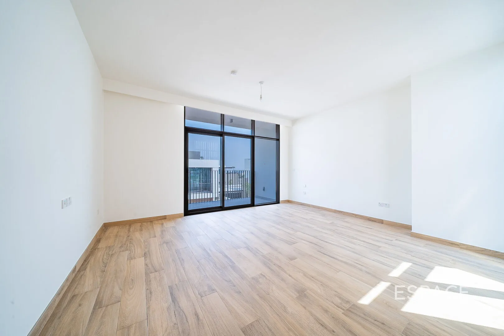 single static gallery