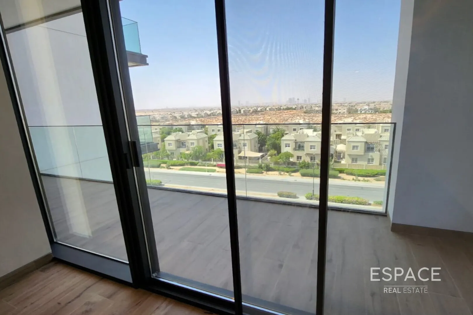 single static gallery