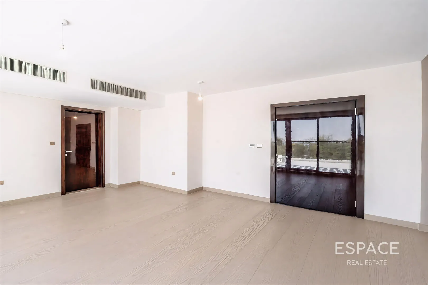 single static gallery