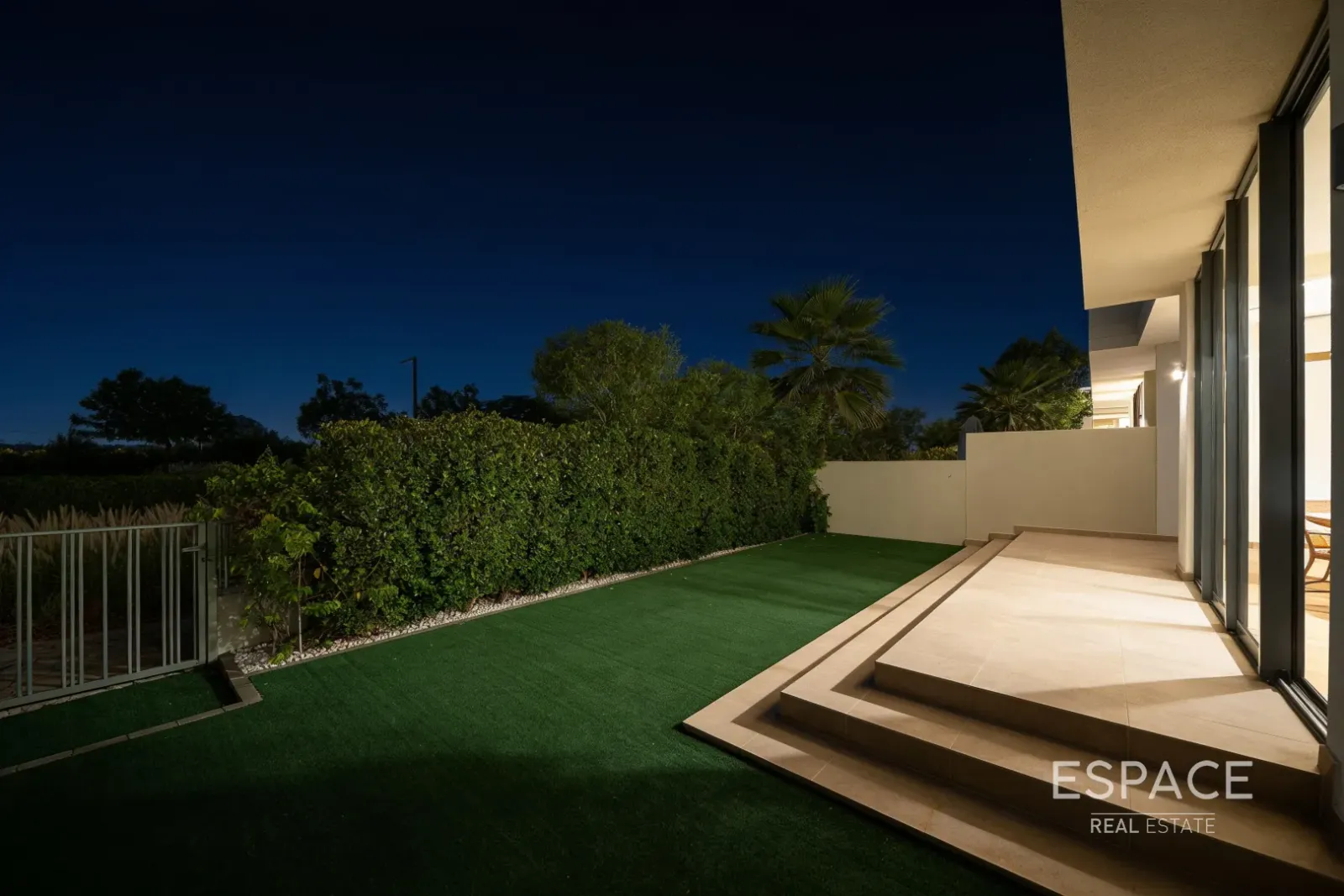 PropertiesGalleryCamera