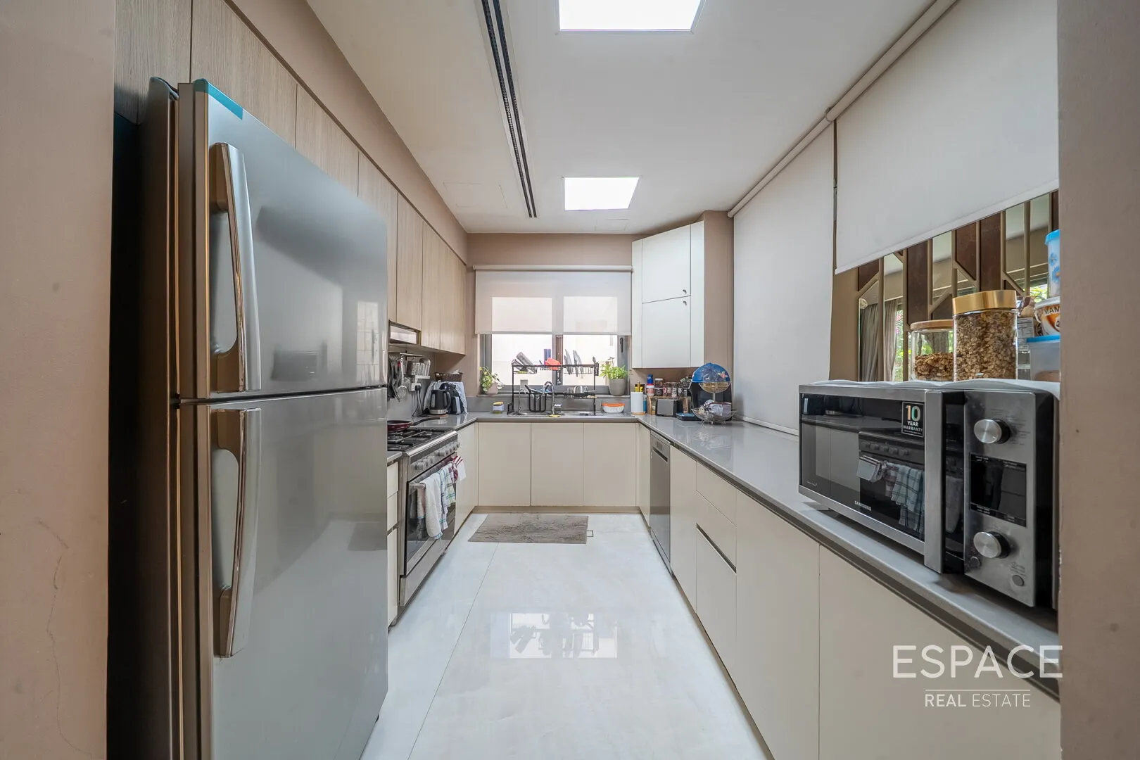 PropertiesGalleryCamera