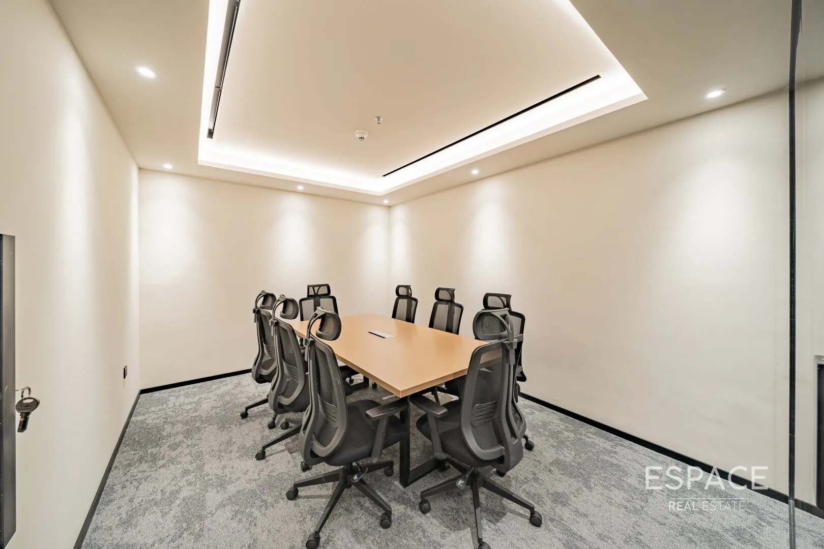 single static gallery