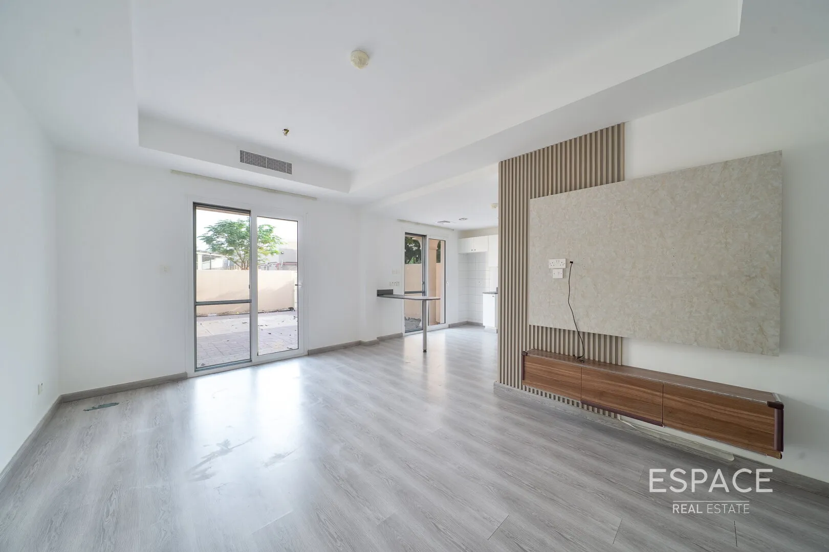 single static gallery