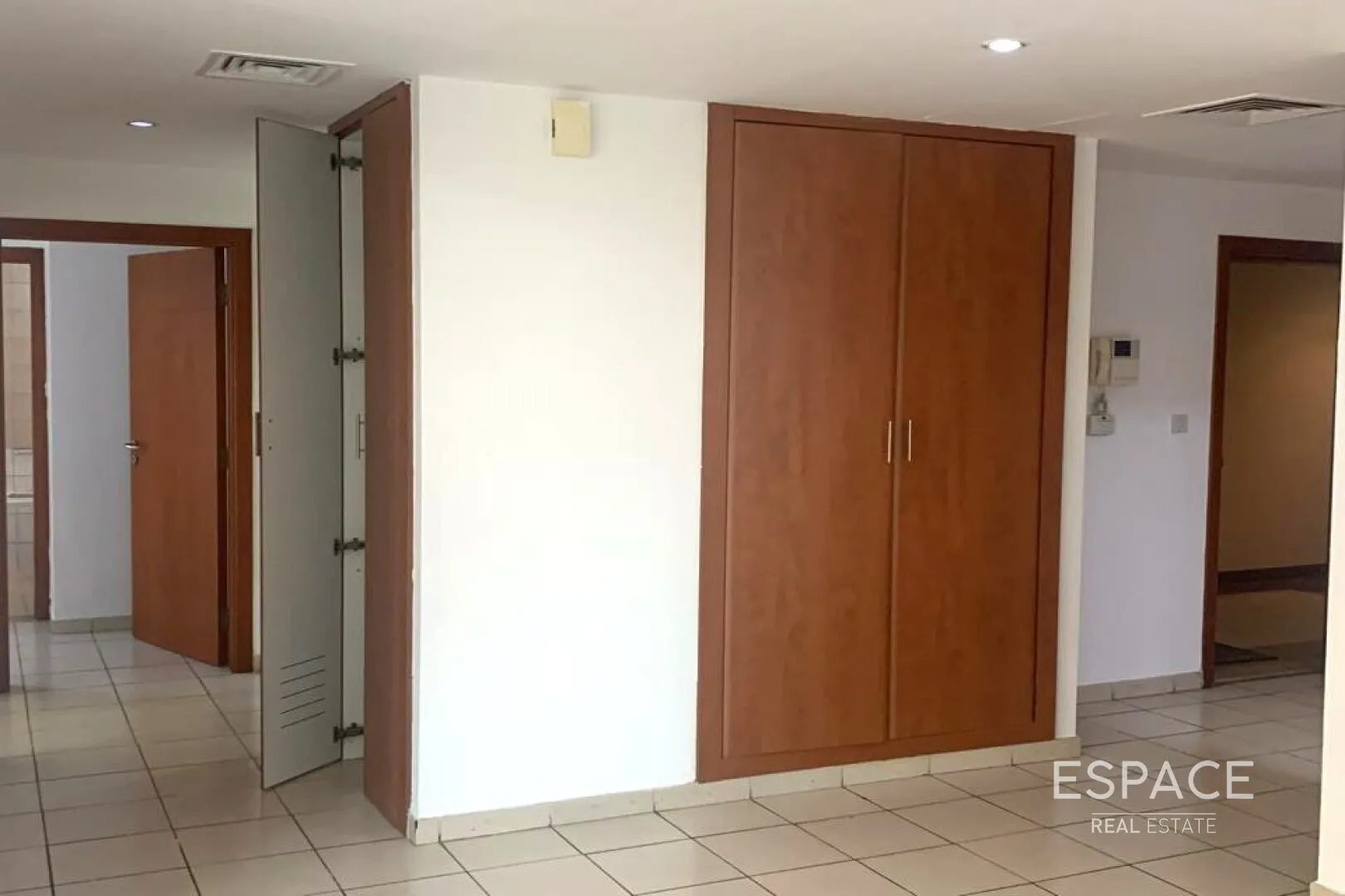 single static gallery