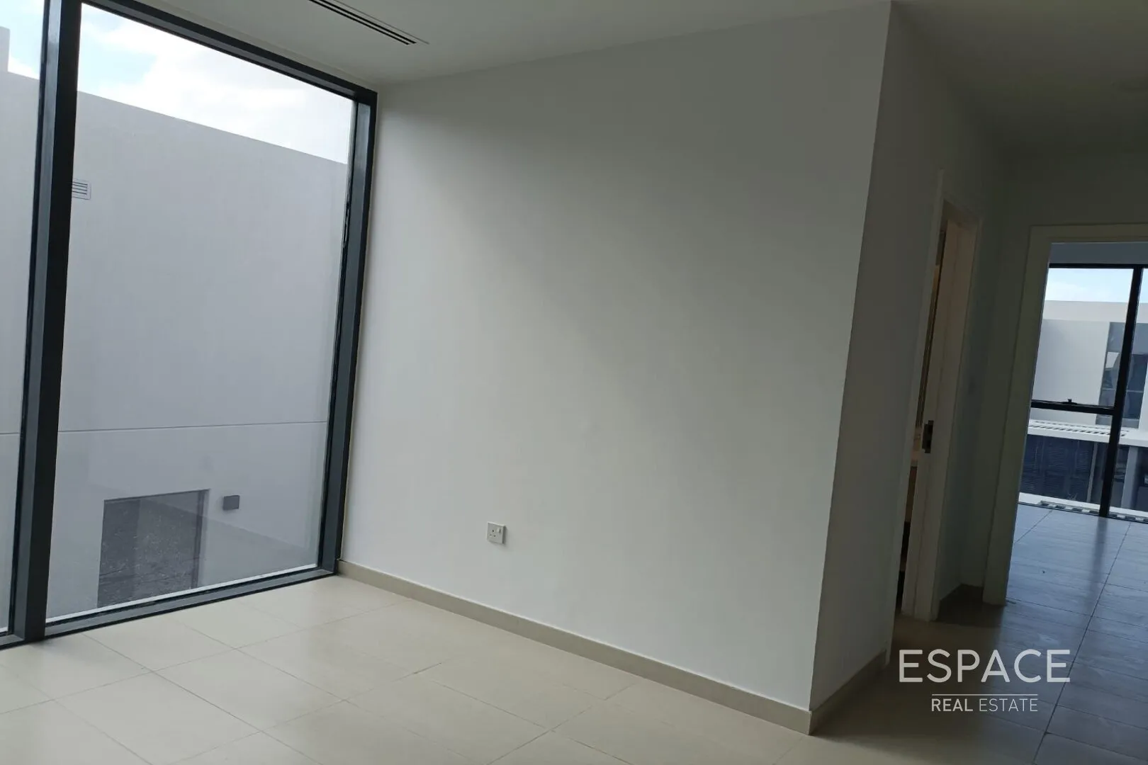 single static gallery
