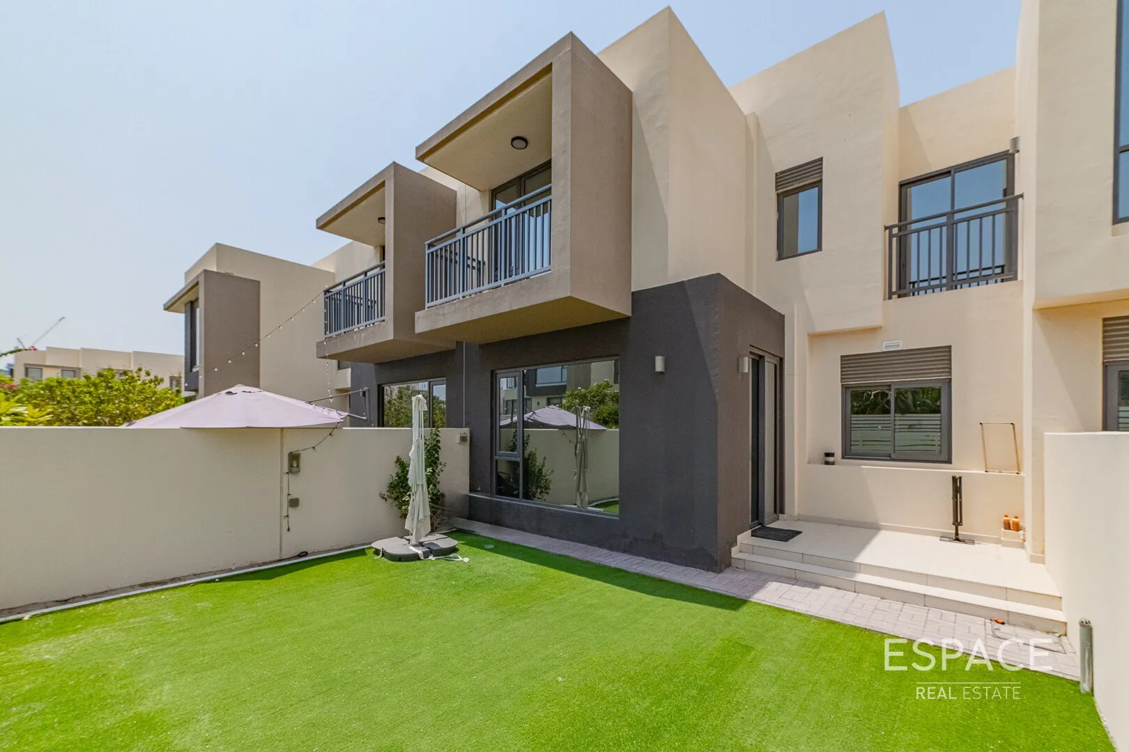 single static gallery