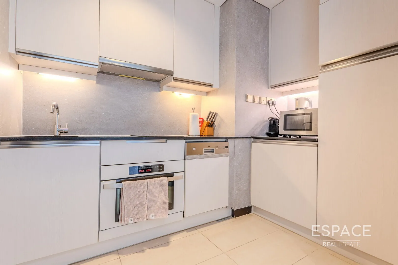 single static gallery