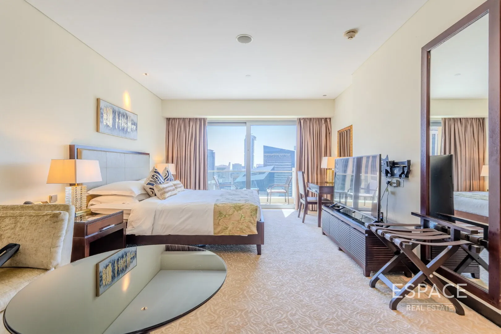 single static gallery