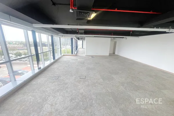 Jumeirah Business Centre 2, Jumeirah Lake Towers, Dubai - Espace